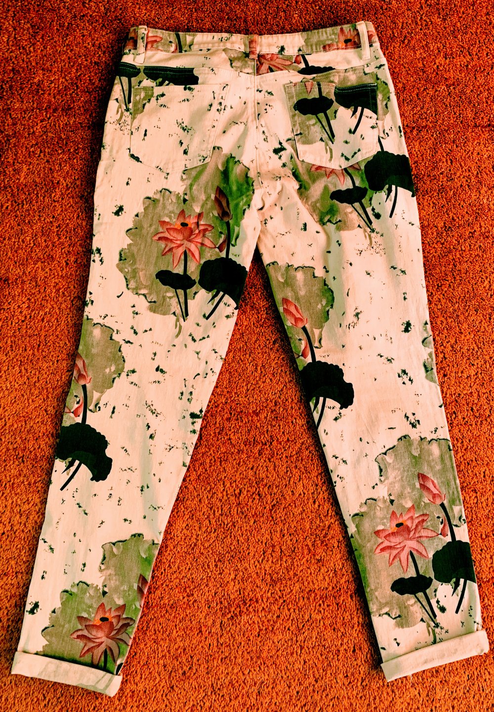 Damen Stretch Jeans Hose Gr.L von Manda Creme/Lila/Grün geblümt Figurformend & bequem NW 