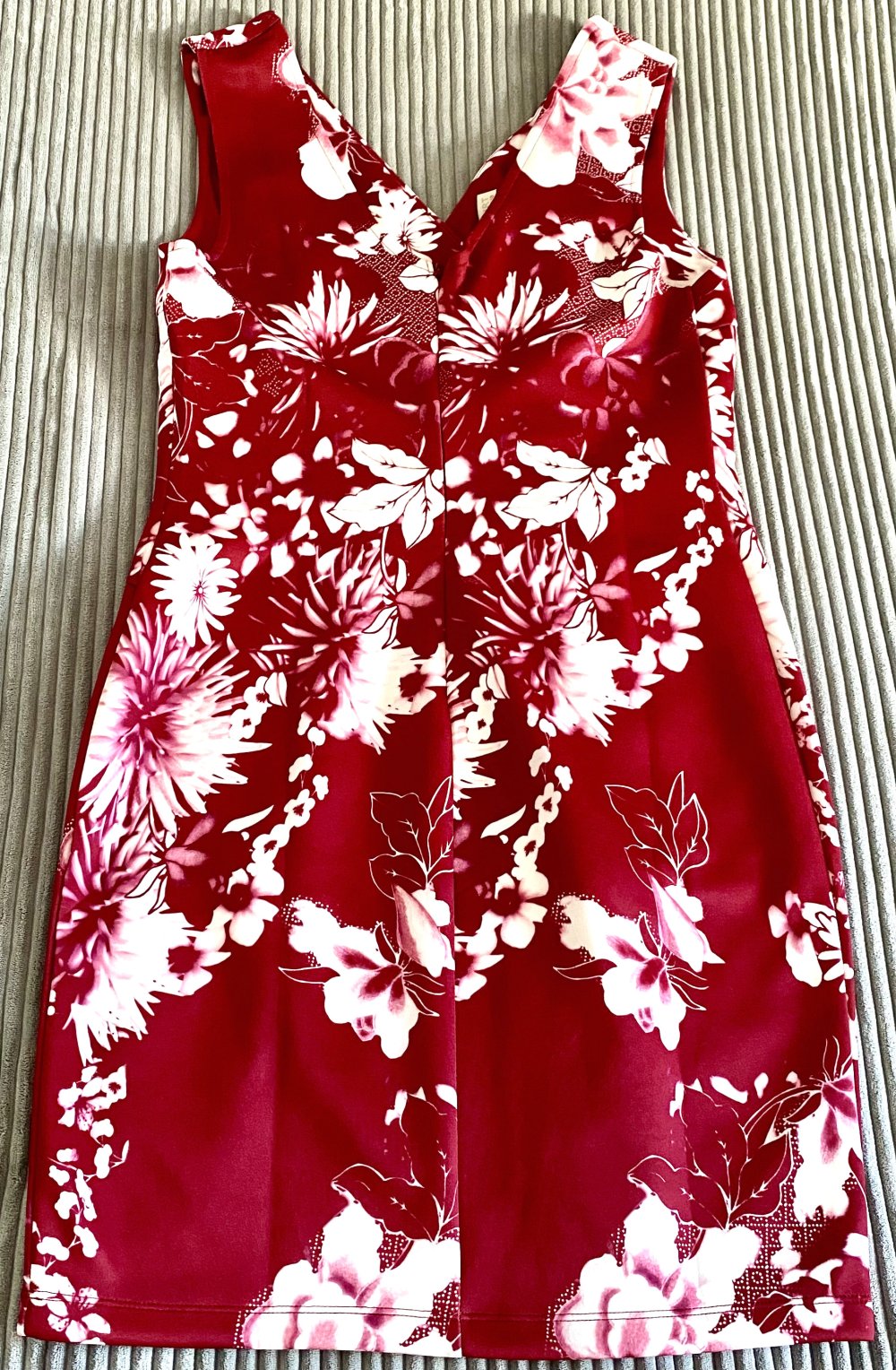 Damen kleid Sommer Wickeloptik ärmellos Gr.40, geblümt  Bodyflirt Boutique NW 