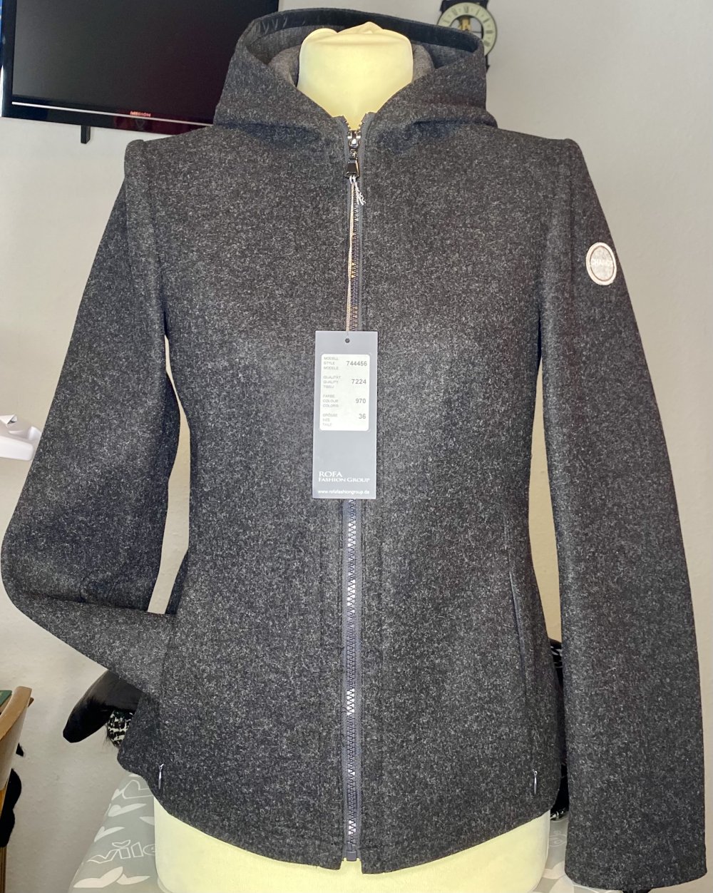 NEU Damen Jacke Softshell mit Kapuze Gr.36 in Anthrazit von Change 