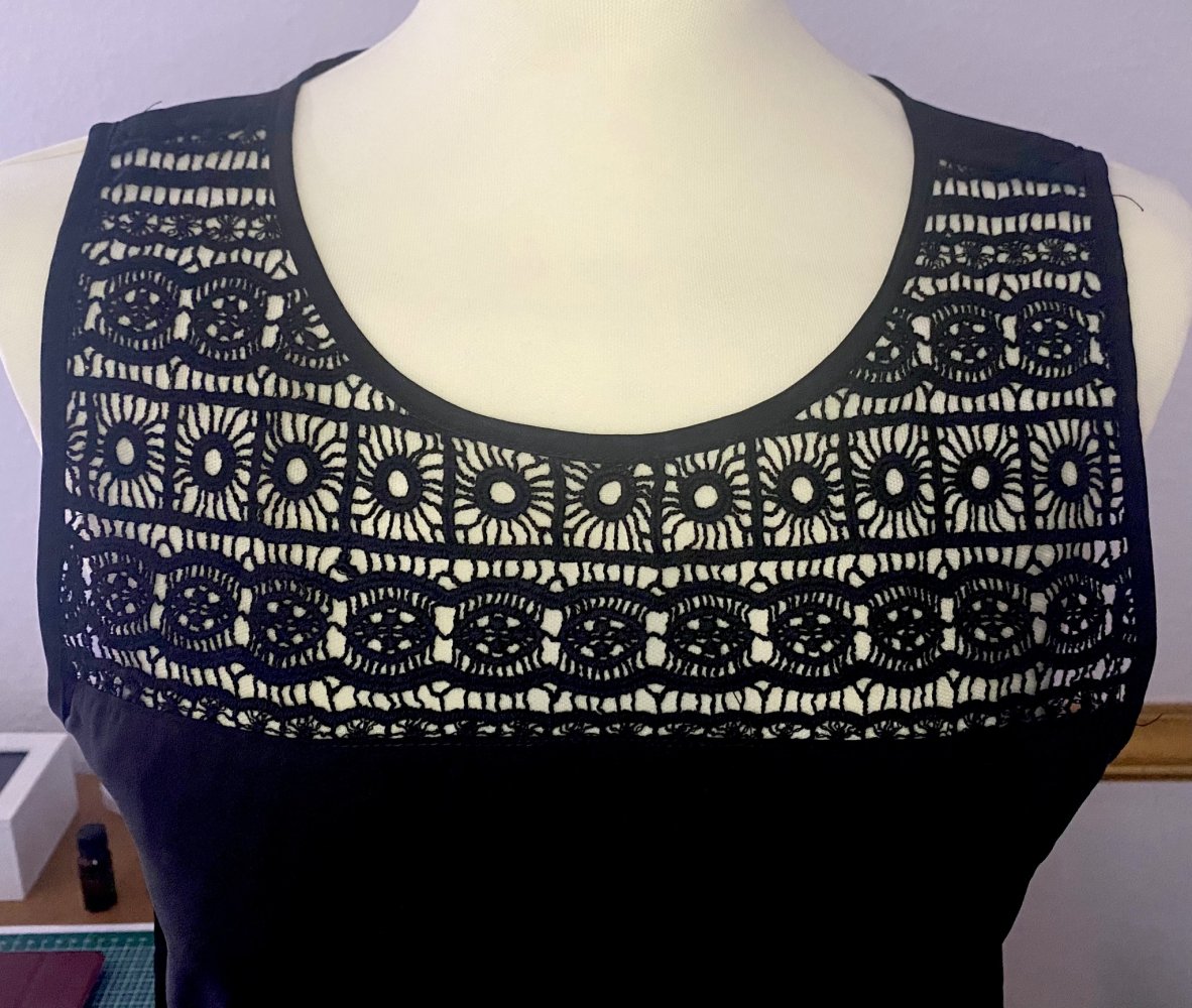 Damen Spitzen Bluse Gr.S in Schwarz Sommerlich & Elegant von Jennifer Taylor 