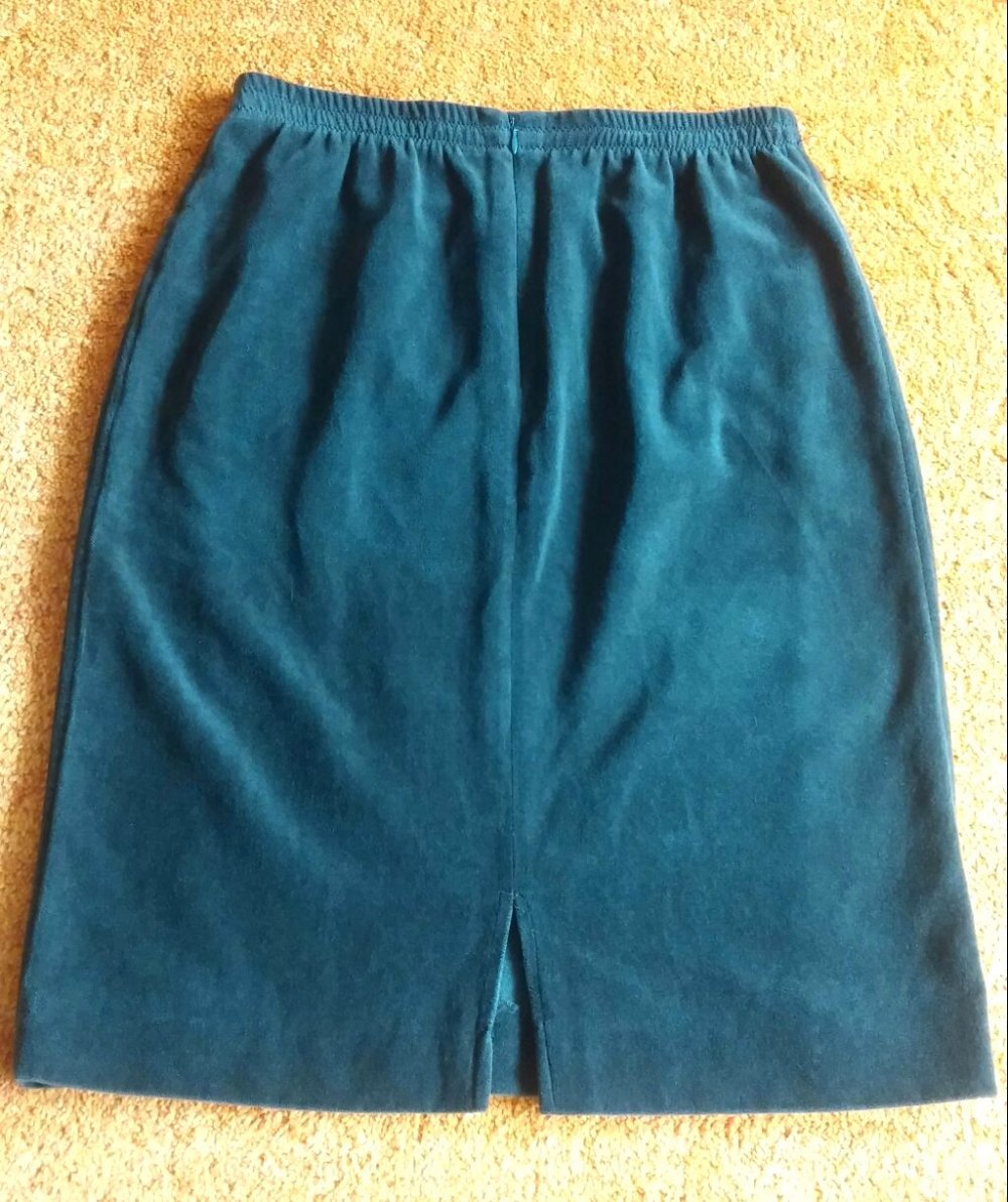 Damen Rock in Veloursoptik elegant klassisch edel Gr.36 in Braun 