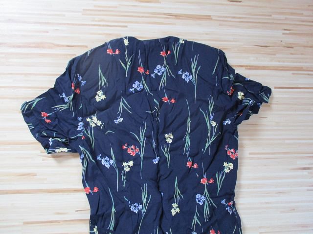 Blaues Blümchenkleid von Vicini - Größe 36 - TOP Zustand!