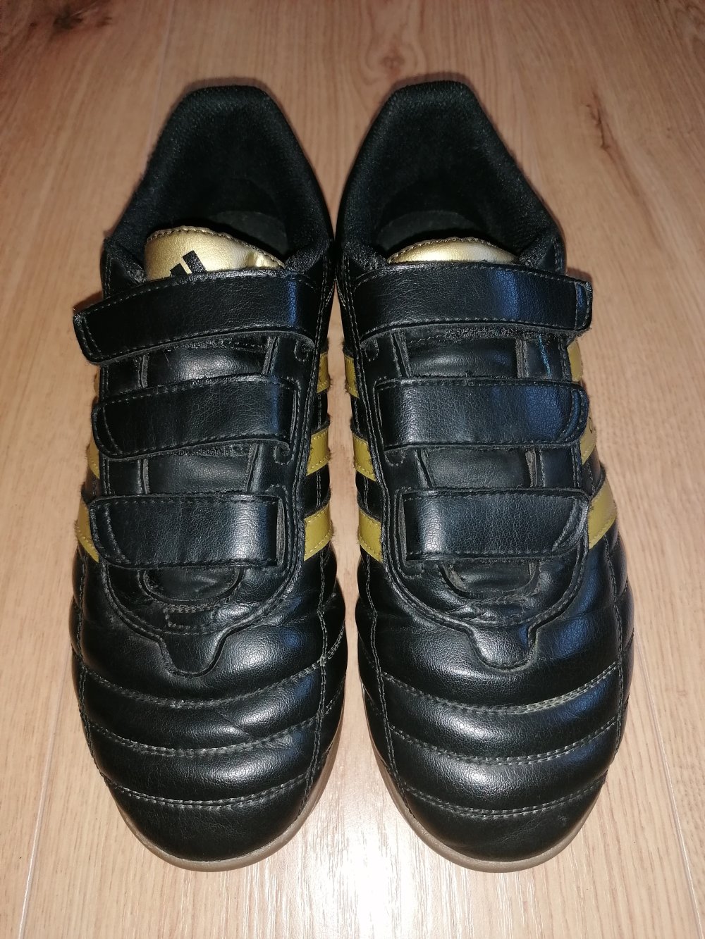 Adidas Questra Hallenschuhe Hallenfußballschuhe Fußballschuhe Gr. 40 2/3