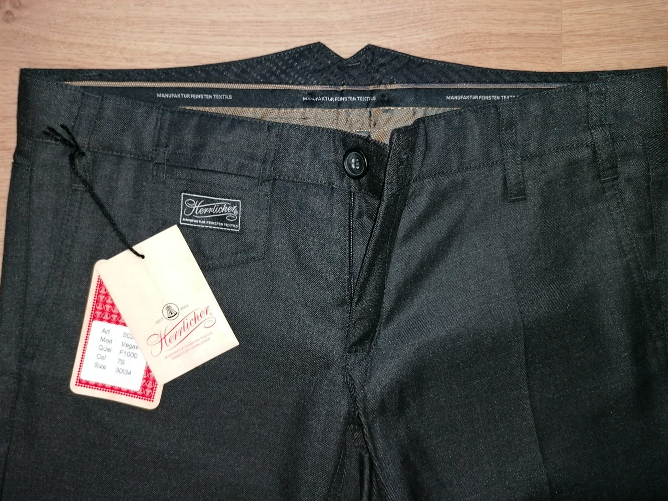 NEU Herrlicher Vegas Damenhose Stoffhose W30 L34