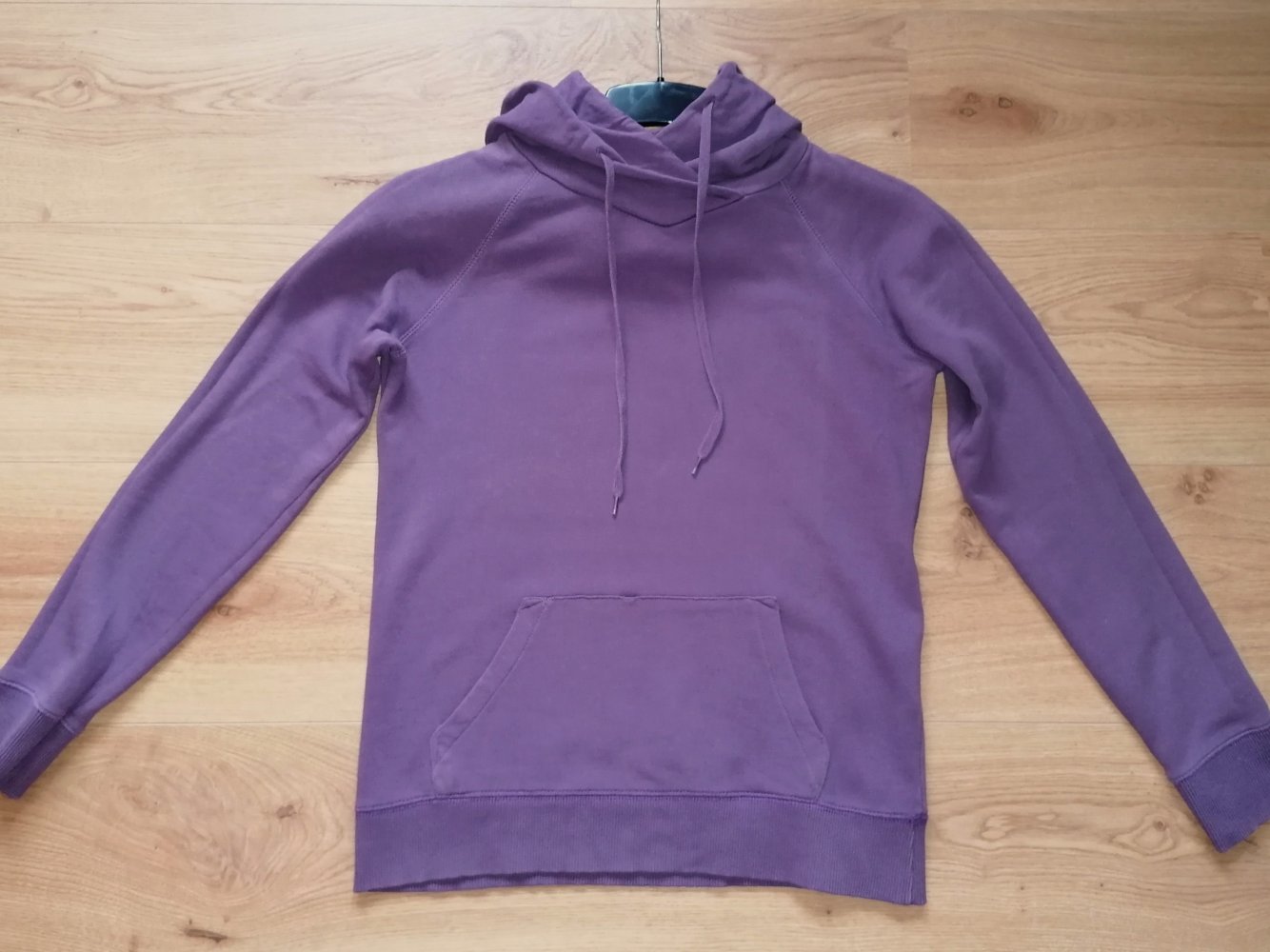 C&A Clockhouse Damen Kapuzenpullover Hoodie Lila Gr. M