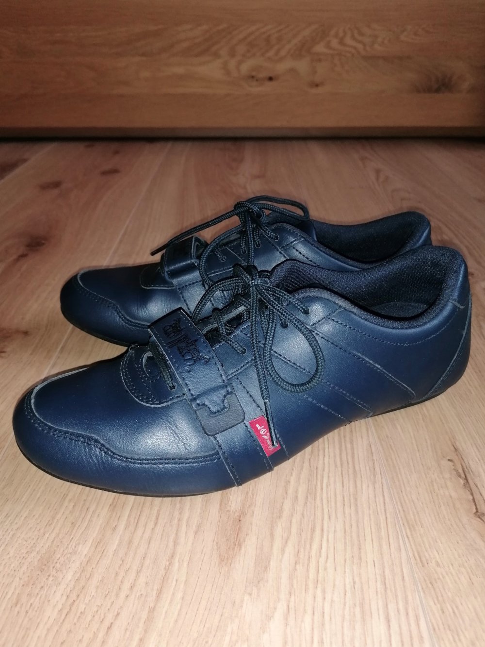 Levi's Damenhalbschuhe Sneaker Schnürschuhe Gr. 39