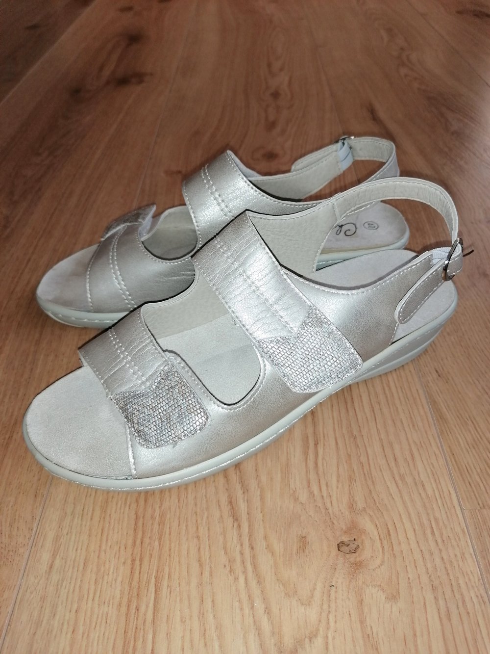 Charmosa Damen Sandalen Sandaletten Klettsandalen Gr. 40