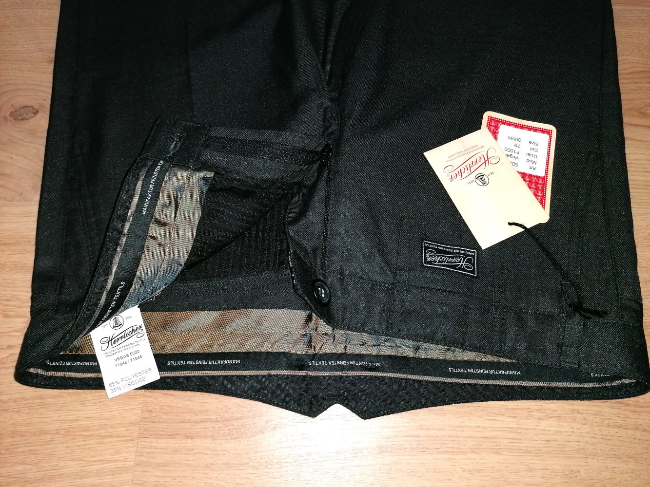 NEU Herrlicher Vegas Damenhose Stoffhose W30 L34