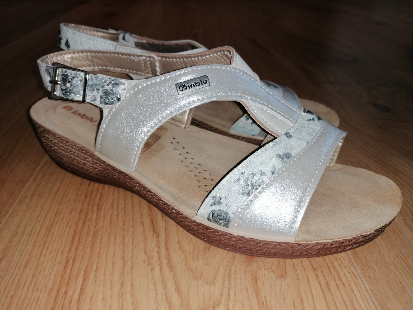 Inblu Damen Sandalen Sandaletten mit Keilabsatz Gr. 40