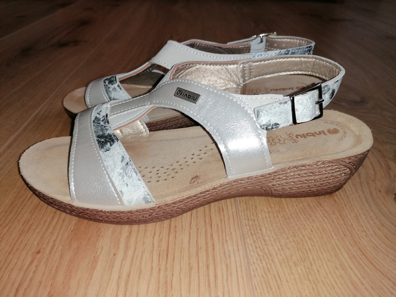 Inblu Damen Sandalen Sandaletten mit Keilabsatz Gr. 40