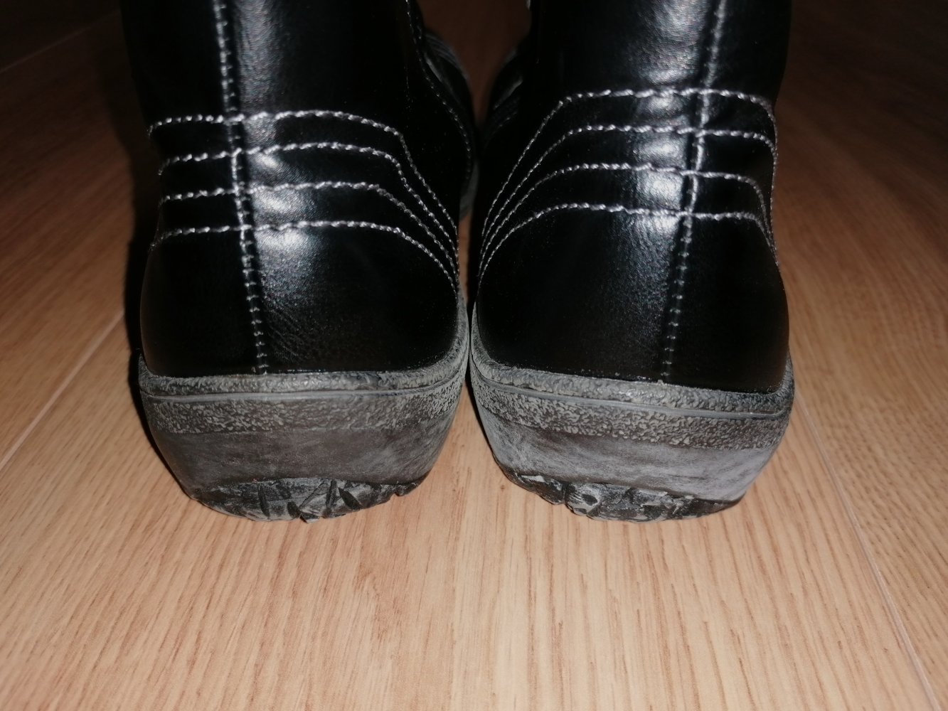 Claudia Ghizzani Damen Stiefeletten mit Reißverschluss Gr. 40