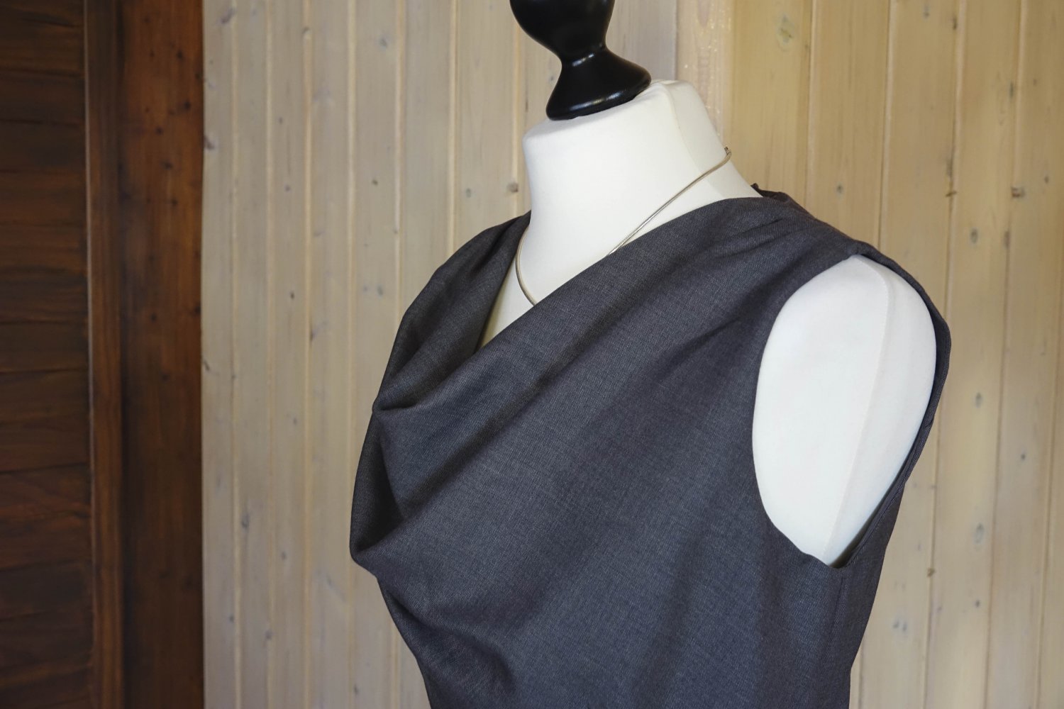 Schickes Businesskleid