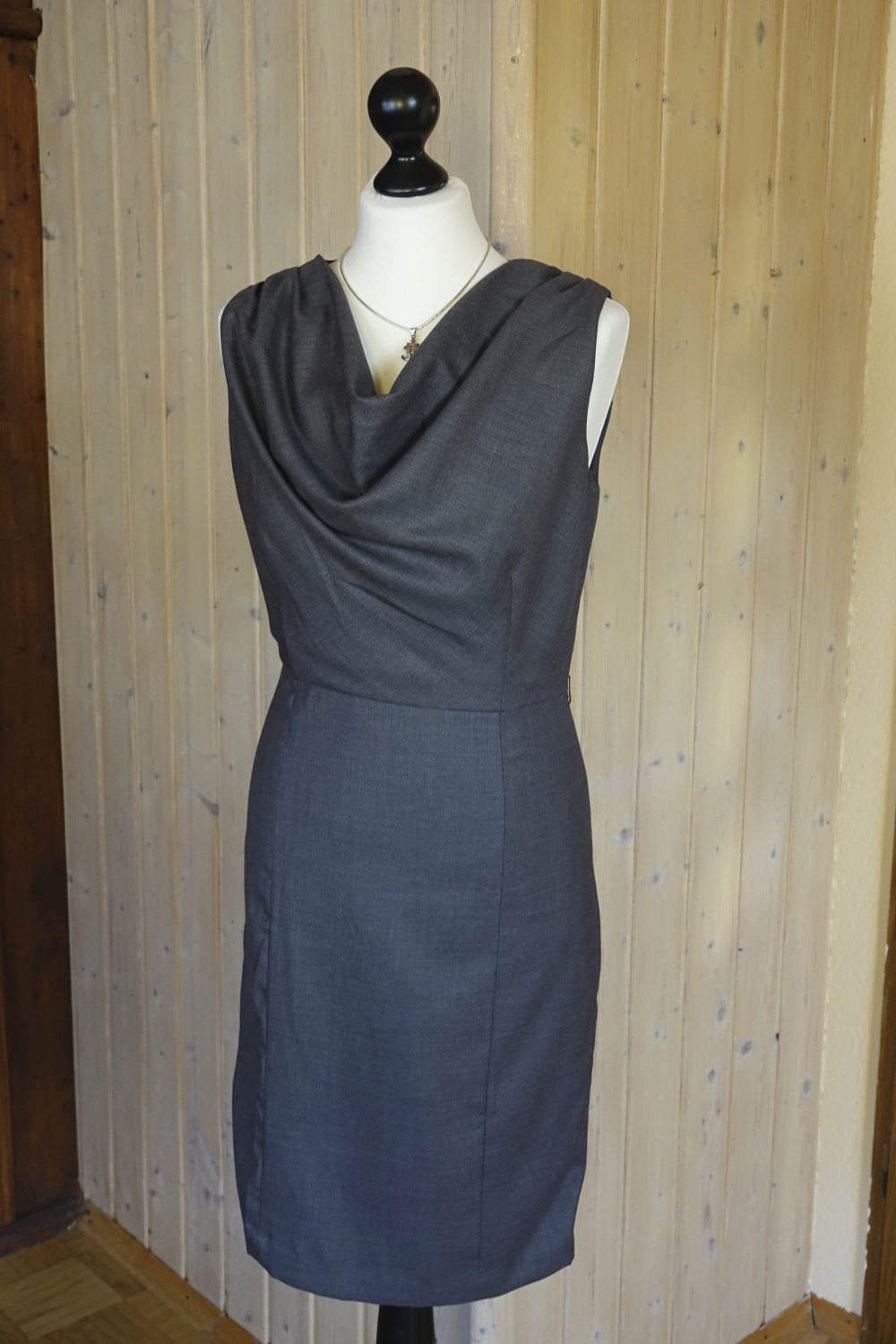 Schickes Businesskleid