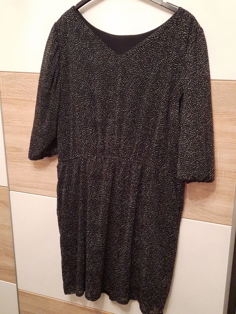Kleid, schwarz/weiß gepunktet, Gr 46, s.Oliver 