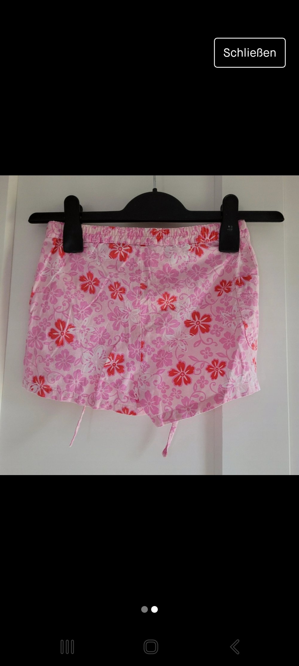 Shorts mit Blumen 