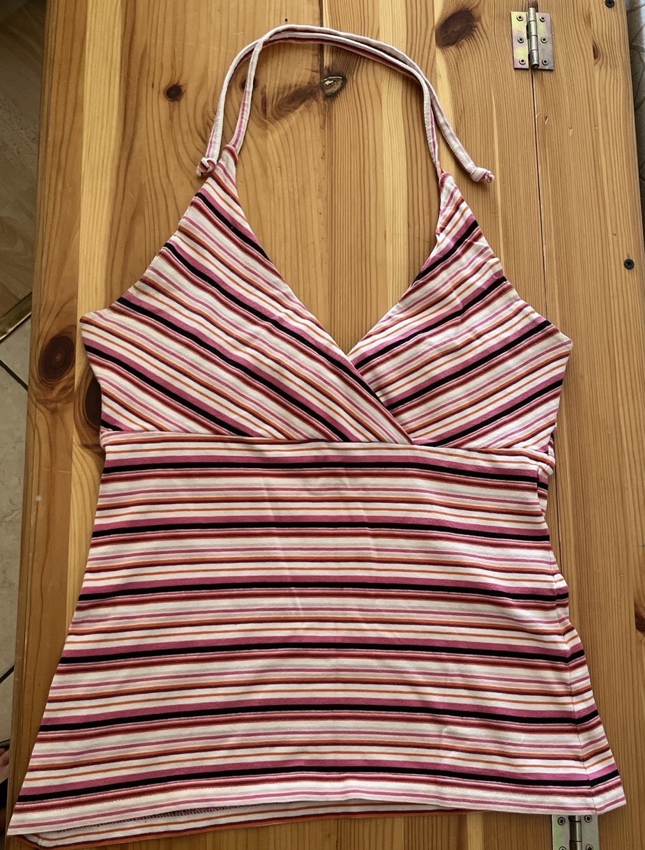 schönes Neckholdertop in Pink gestreift von Yessica