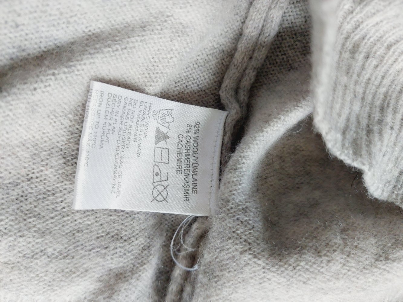 Kaschmirpullover mit Schriftzug von Karssen