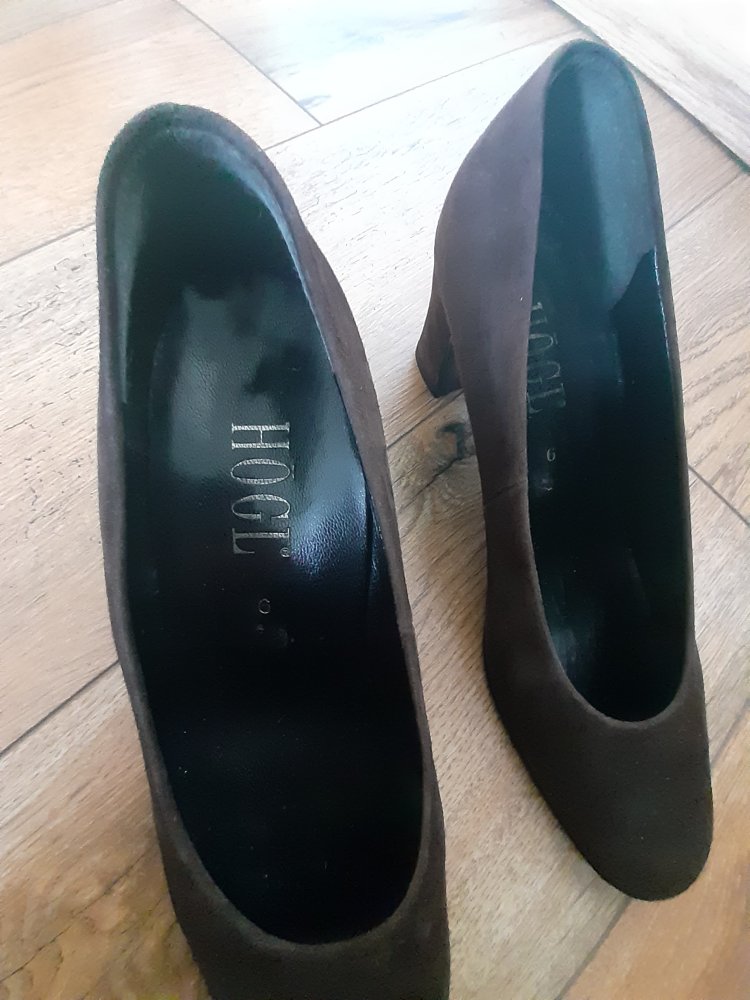Pumps mit kleinem Absatz