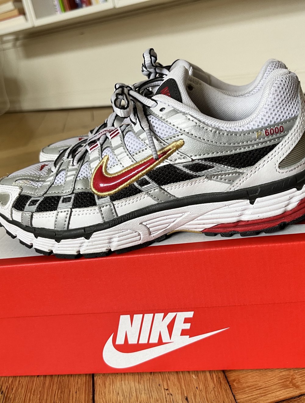 Nike P-6000, white / varsity red