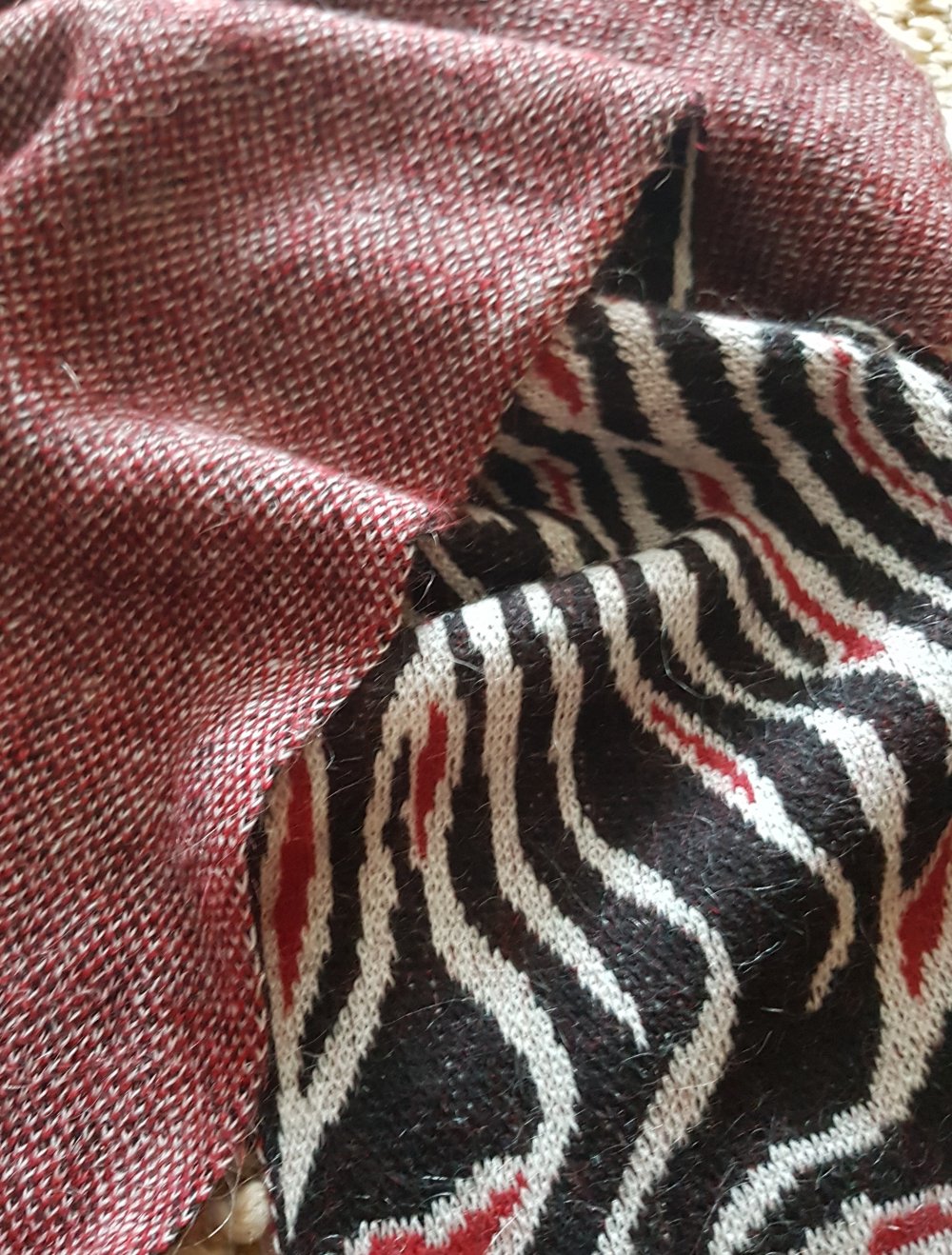 Benetton Winterschal kuschelig Unisex bunt
