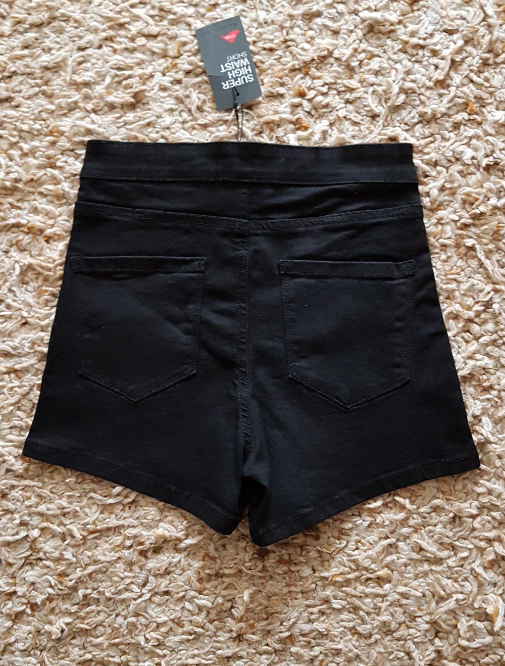 Neu! Schwarze Hotpants Highwaist Gr.36