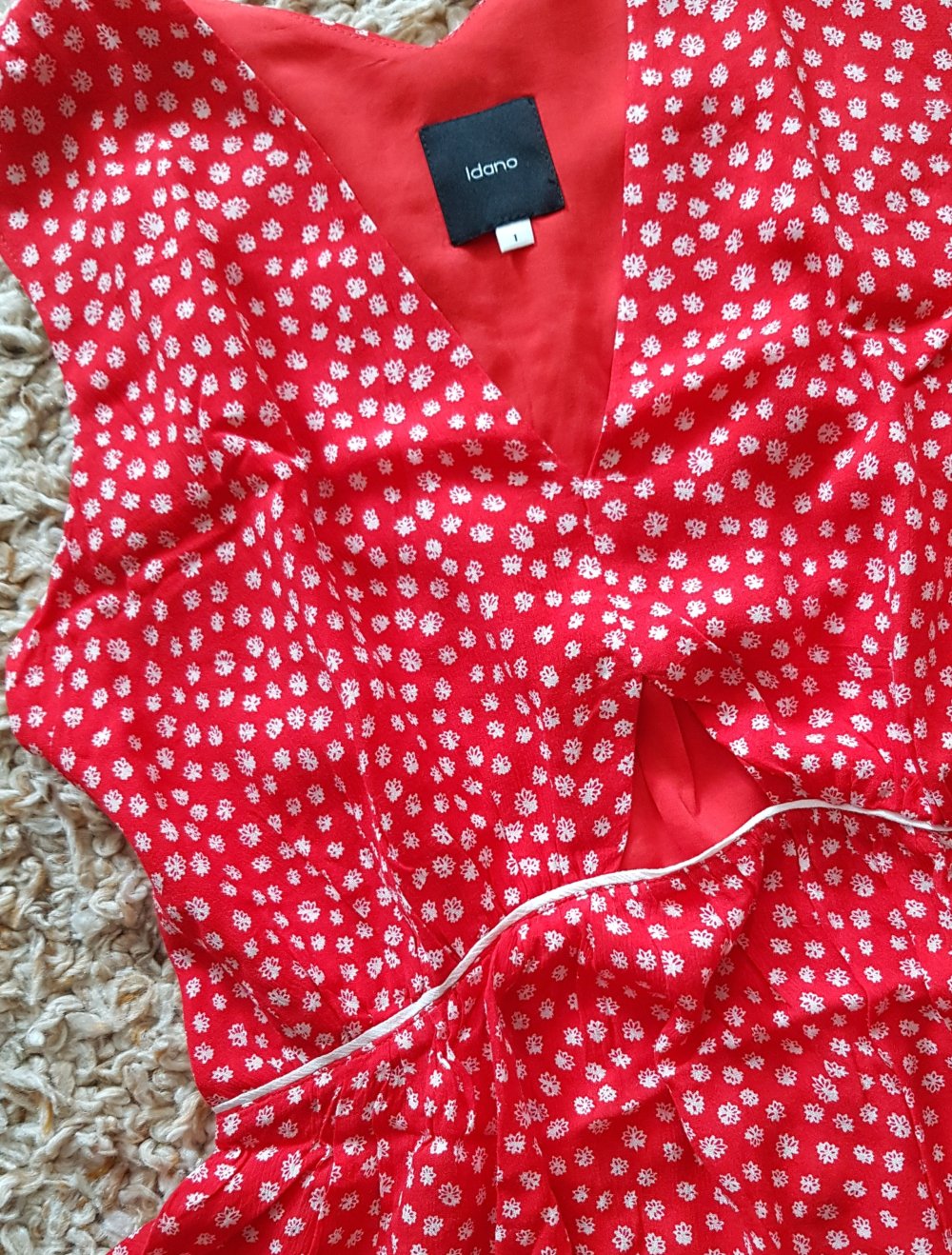 Sommer rote Bluse mit Cutout am Bauch Gr.S neu