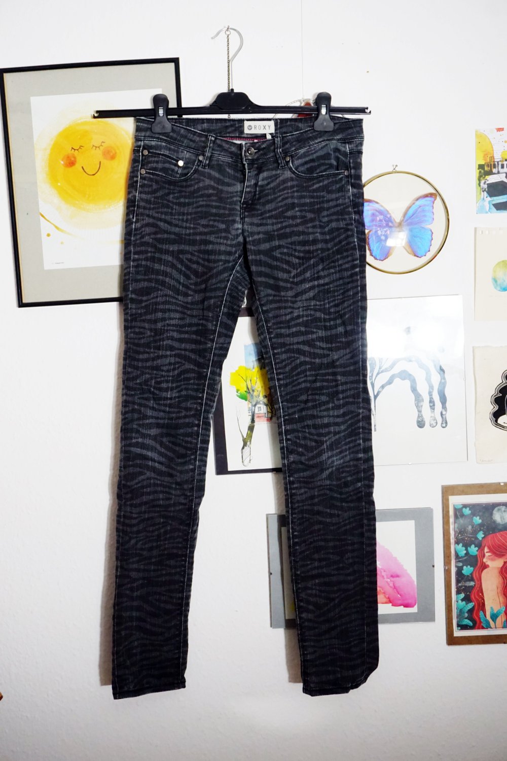 Roxy Jeanshose Jeans Hose Skinny Röhre schwarz grau gemustert Zebra Skater M 38
