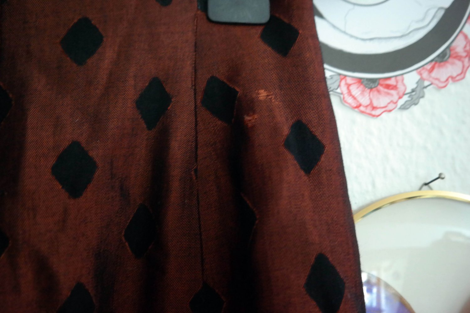 Vintage Maxirock Handmade Unikat Glänzend Schimmer Raute Muster Knöpfe Knopfleiste M 38 rot braun schwarz