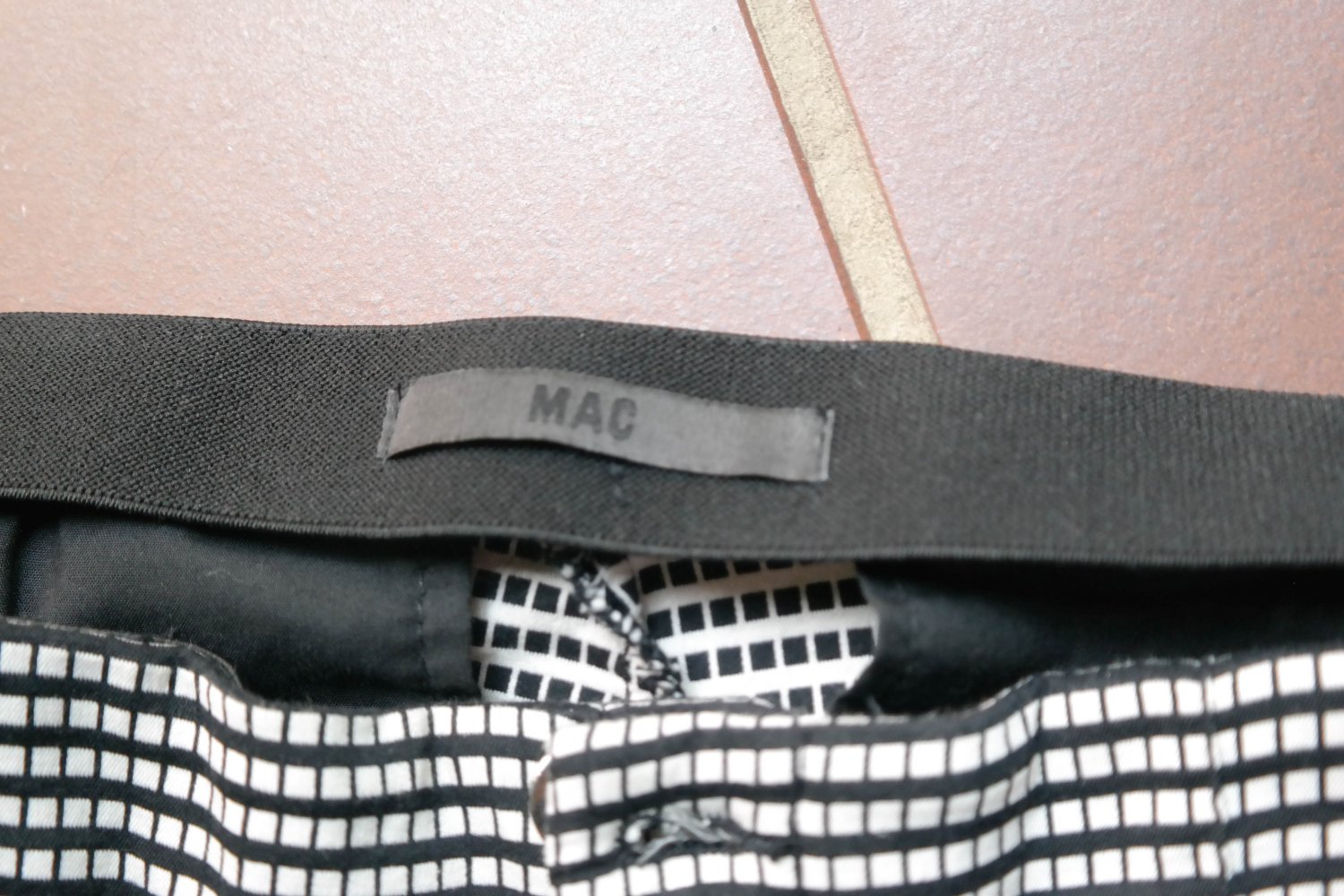 Mac Hose kariert schwarz weiß elegant L 40 Stretchbund preppy