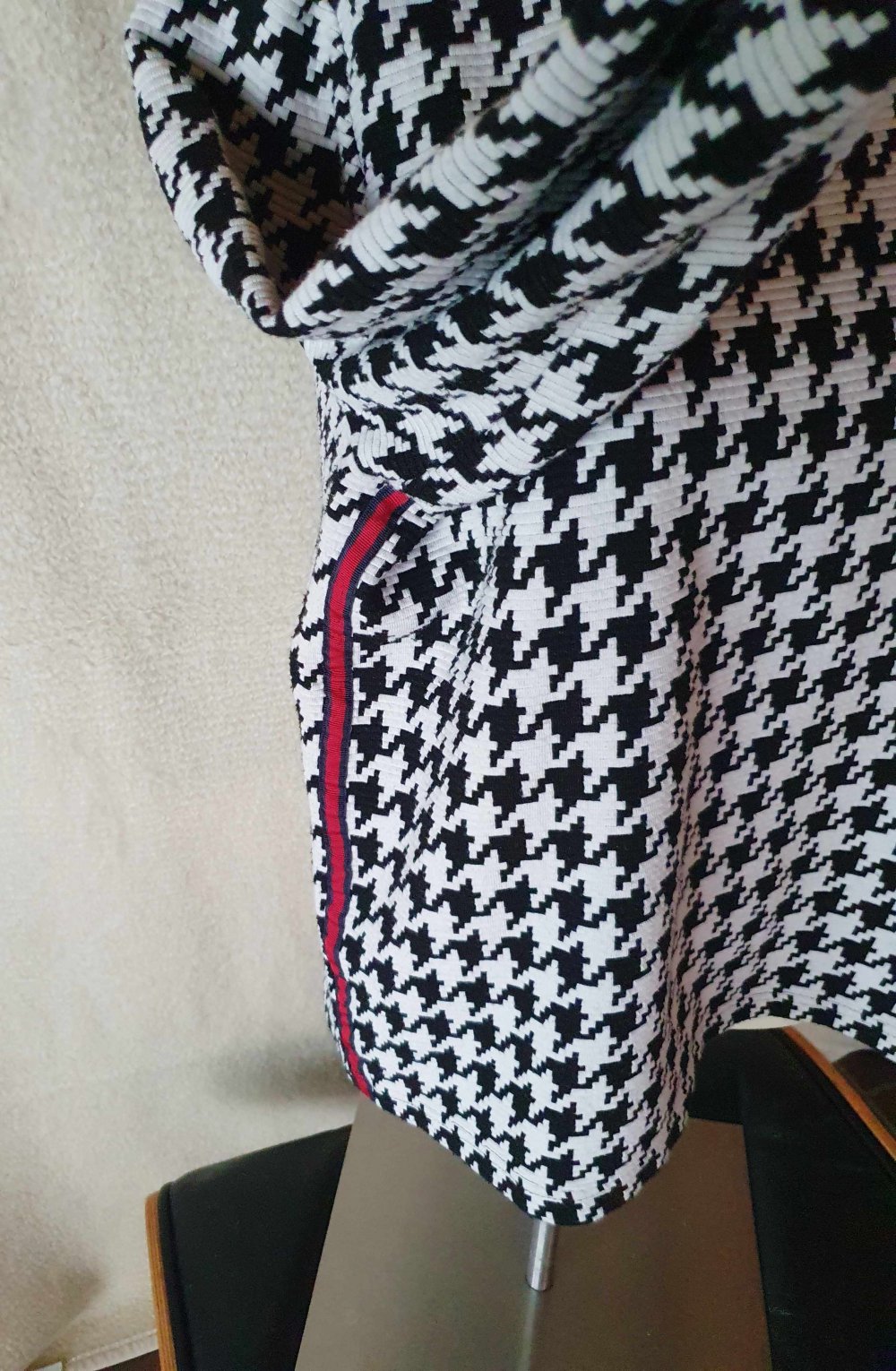 Hahnentritt Pullover schwarz weiß klassisch elegant Stehkragen 40 L Rollkragen