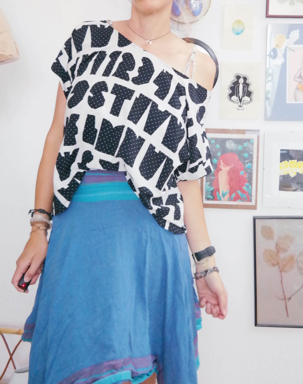 Blusenshirt Shirt oversized schwarz weiß Muster Buchstaben L XL 40 42
