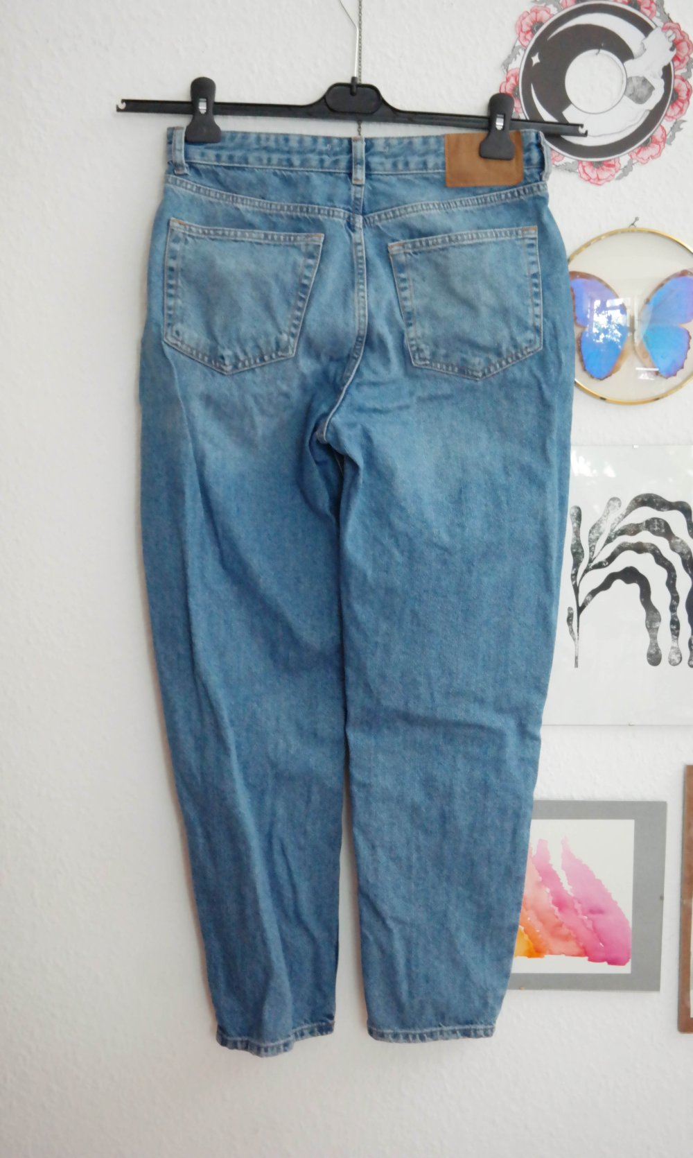 Pull & Bear Jeanshose bestickt Jeans Monstera Pflanze Hose blau MOM Schnitt 40 L