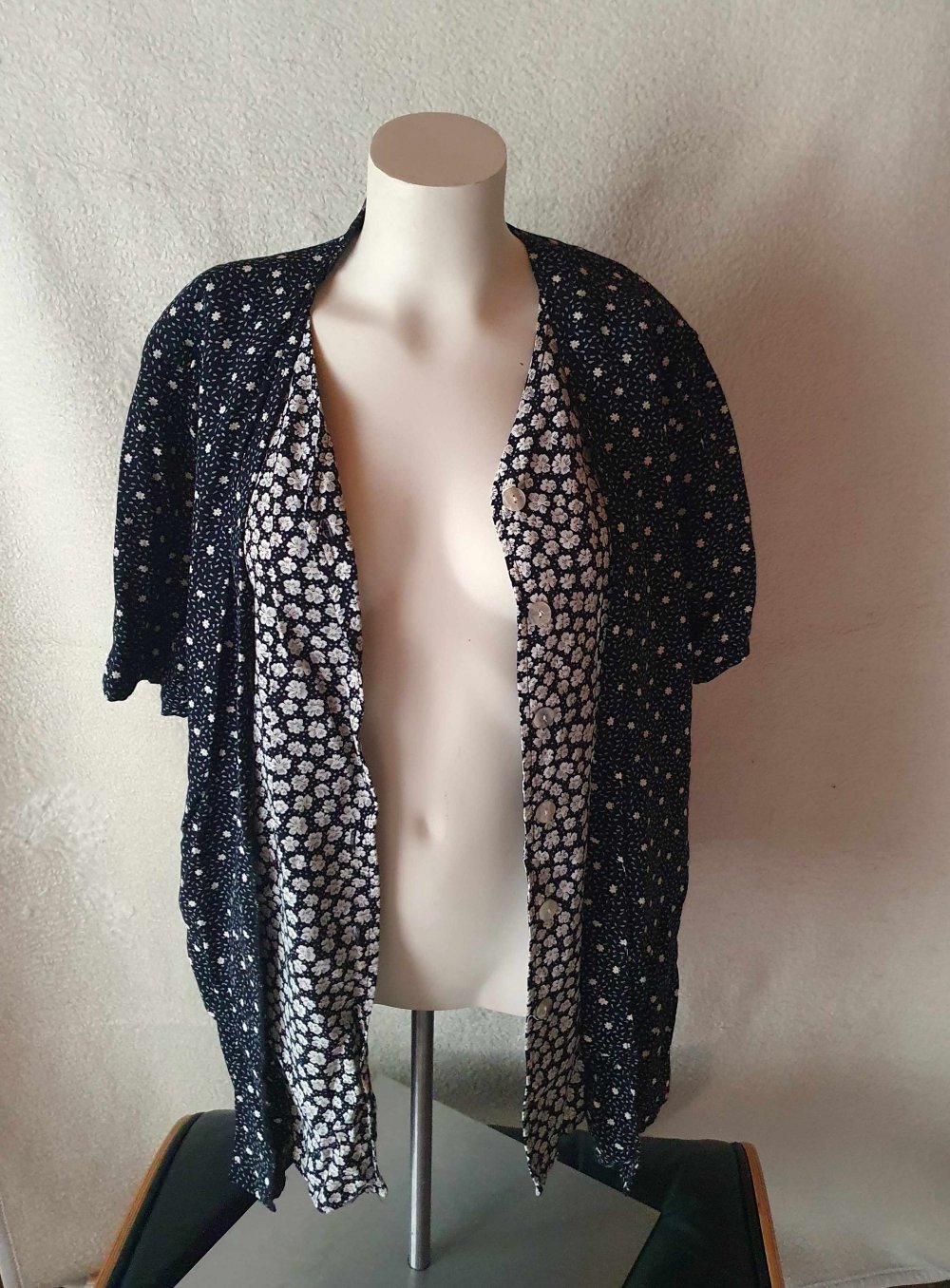 Vintage Bluse doppellagig Blumen geblümt 46 XXL 80er 90er Streublümchen 