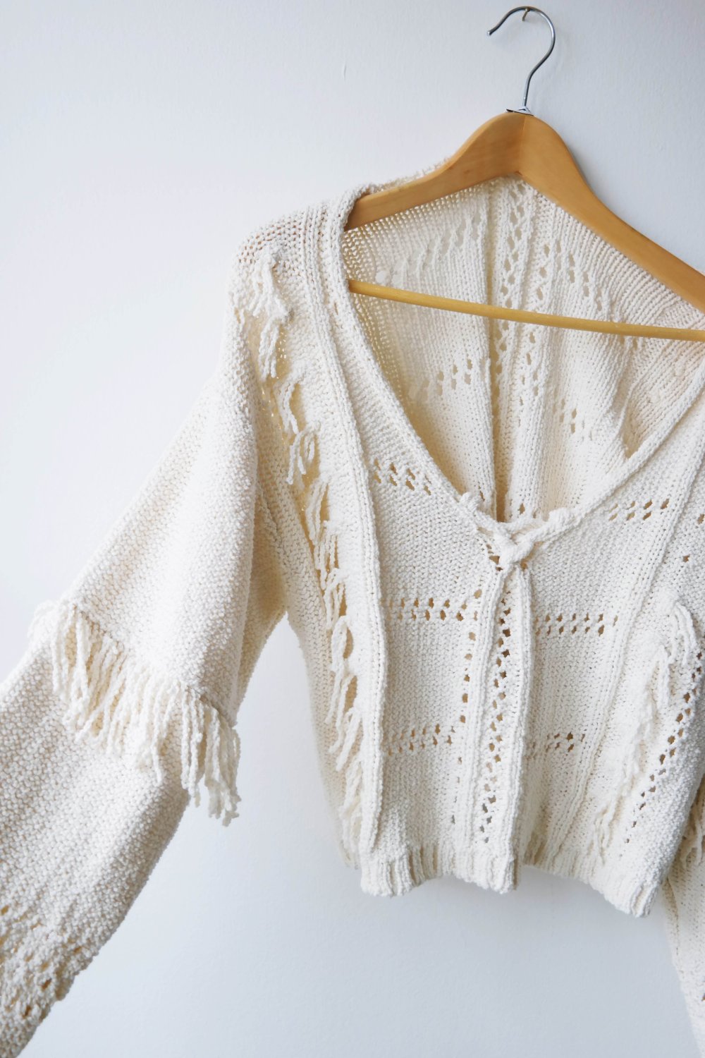 Zara Hippie Pullover Fransen weiß creme V-Ausschnitt locker oversized Lochmuster L 40