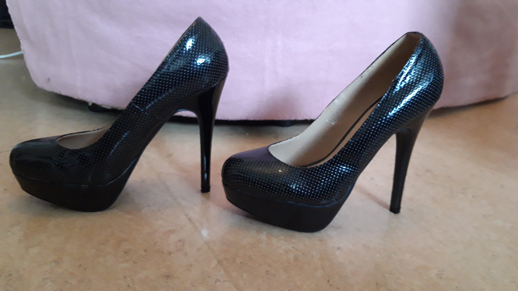 Lack- Plateau Pumps 