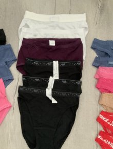 Verschiedene Slip gr. 38 / pro Slip 4€ 