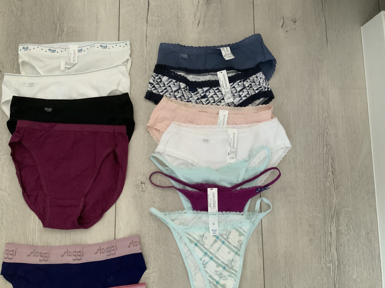 Slip gr. 36 /Sloggi pro 4€ 