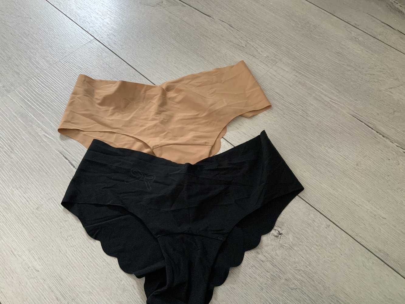 Zwei Panty gr. S / Sloggi 