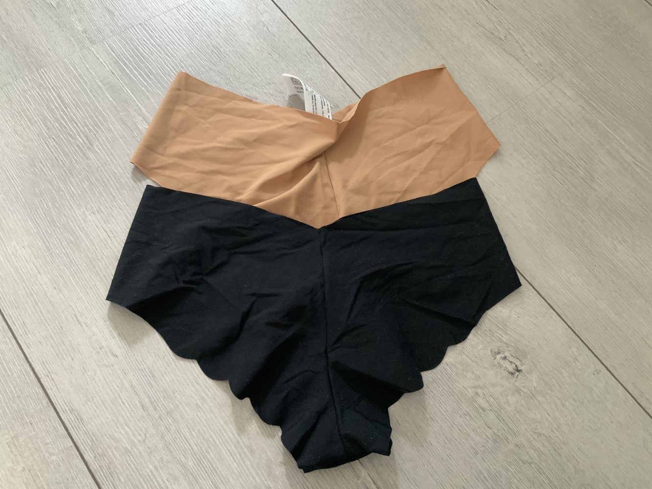 Zwei Panty gr. S / Sloggi 