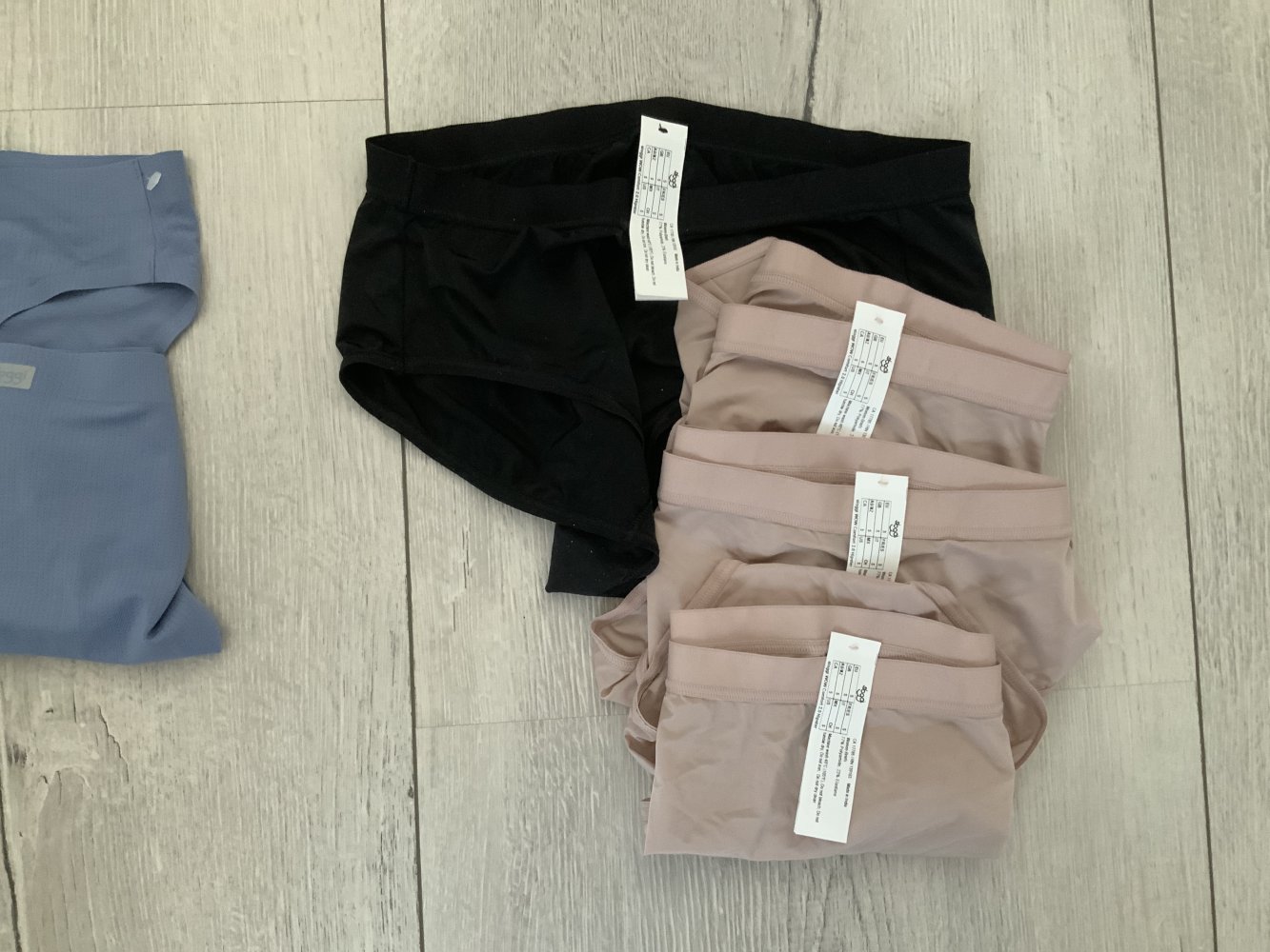 Verschiedene Slip gr. S / pro . 4€ 