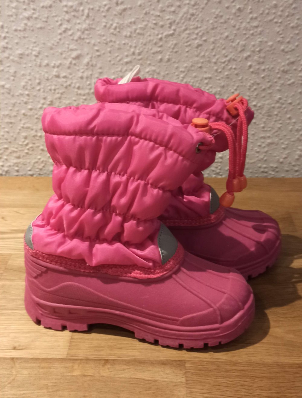 Schöne, gefütterte Stiefel, Größe 28!!