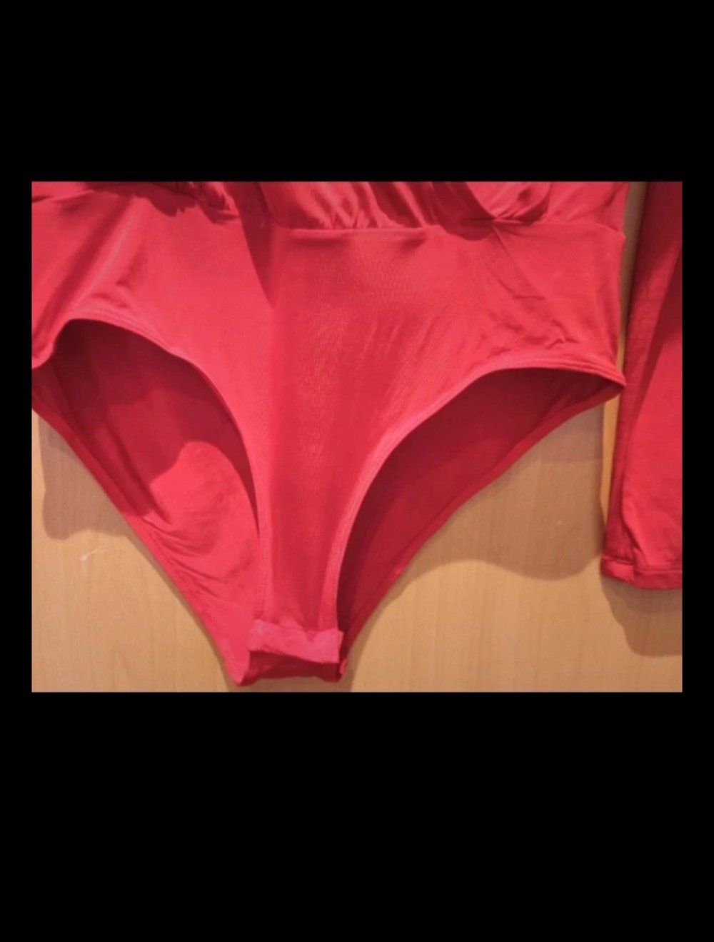 Wunderschöner Body, Größe S, weinrot, H&M