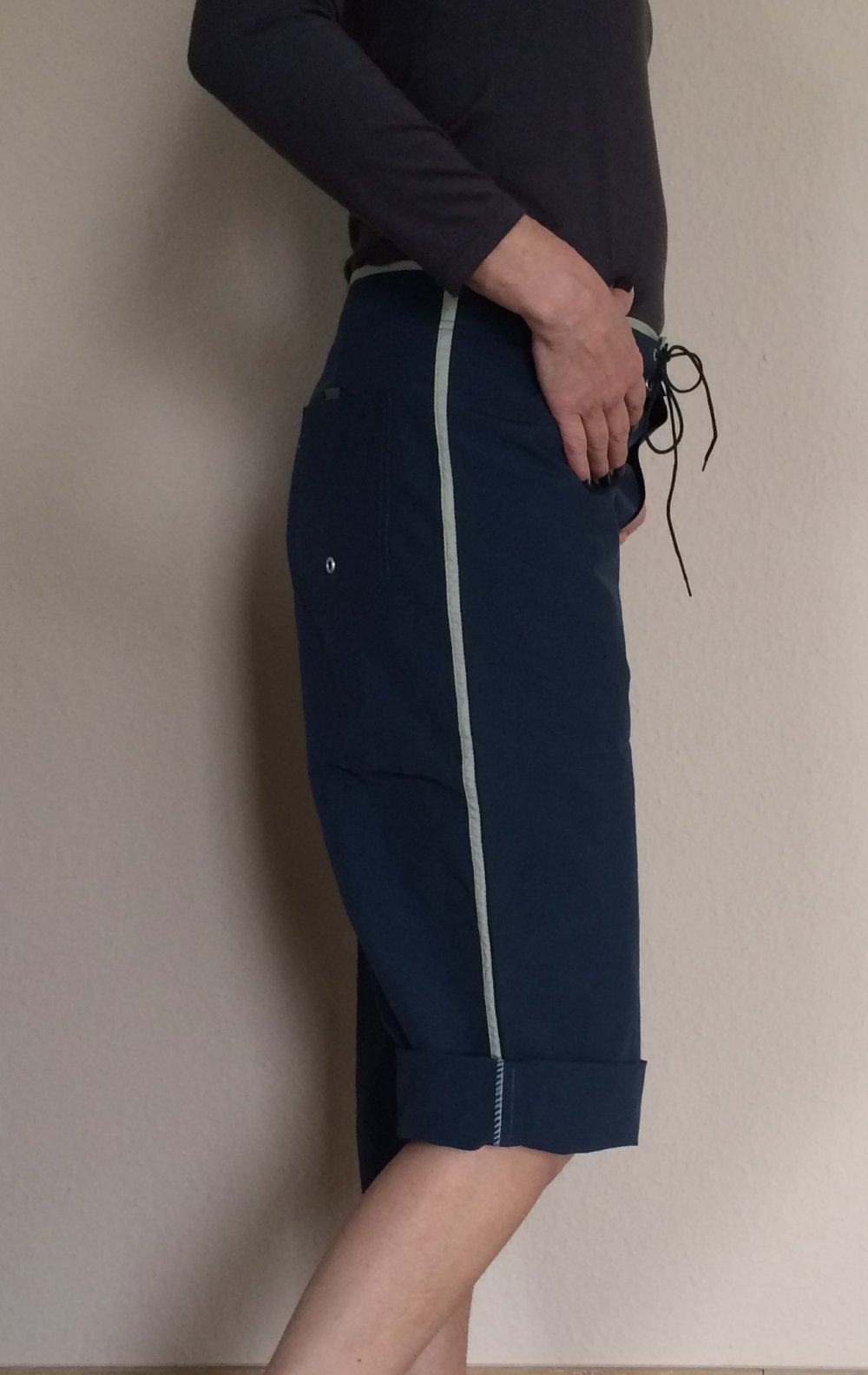 Starwave Surferhose Gr.38 blau mit grauem Galonstreifen seitlich