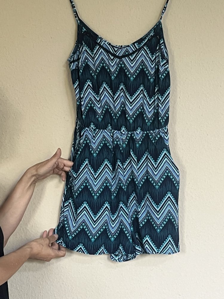 Vestino Sommer Jumpsuit mit verstellbaren Trägern, Gr.40, 2 Seiten Taschen,