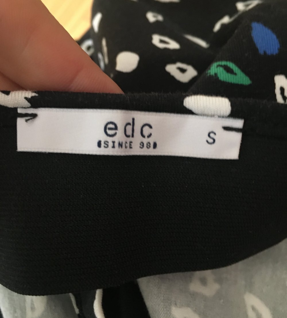 Edc High Waist Skater Rock Gr.36/S schwarz mit Muster