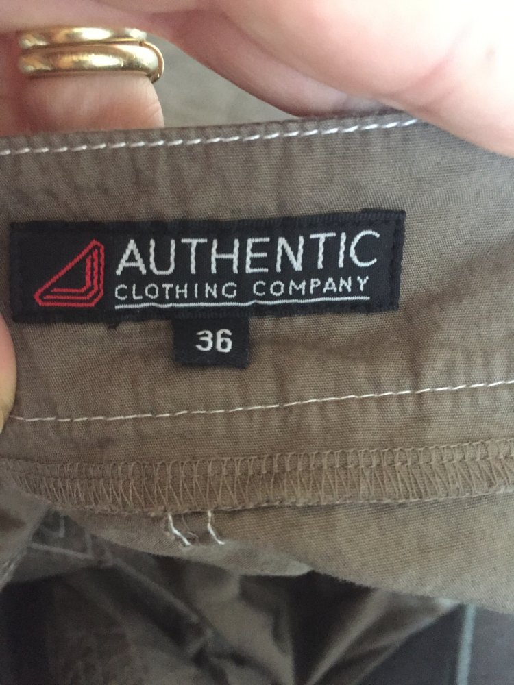 Authentic Clothing Company High Waist Capri Culotte Gr.36 Khaki Baumwolle, mit weißen Nähten