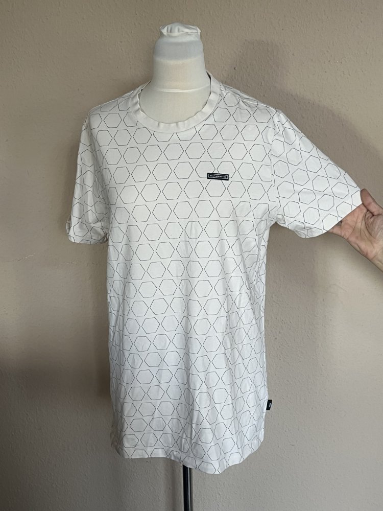 Daily Aesthetikz T-Shirt Gr.L Oversize mit Wabenmuster Creme, nur einmal getragen, wie neu