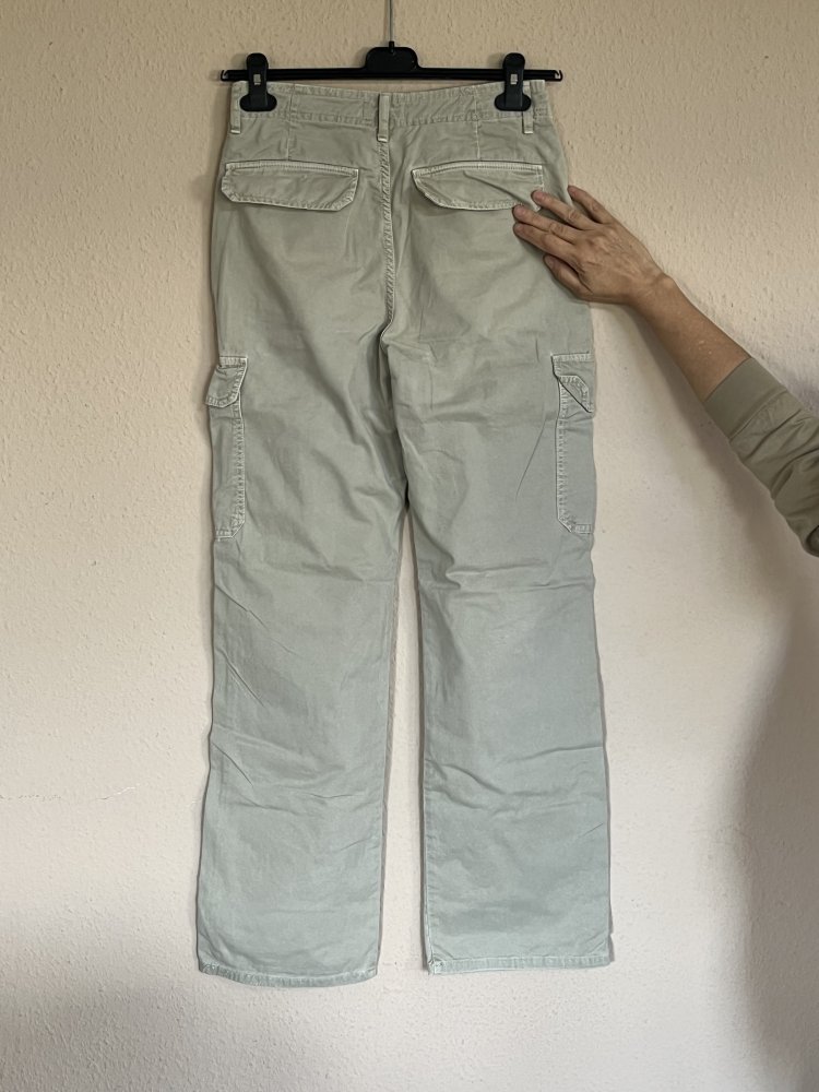 Zara Cargo High Waist Hose Gr.36 weites Bein + viele Taschen, Zustand ist neuwertig da kaum getragen