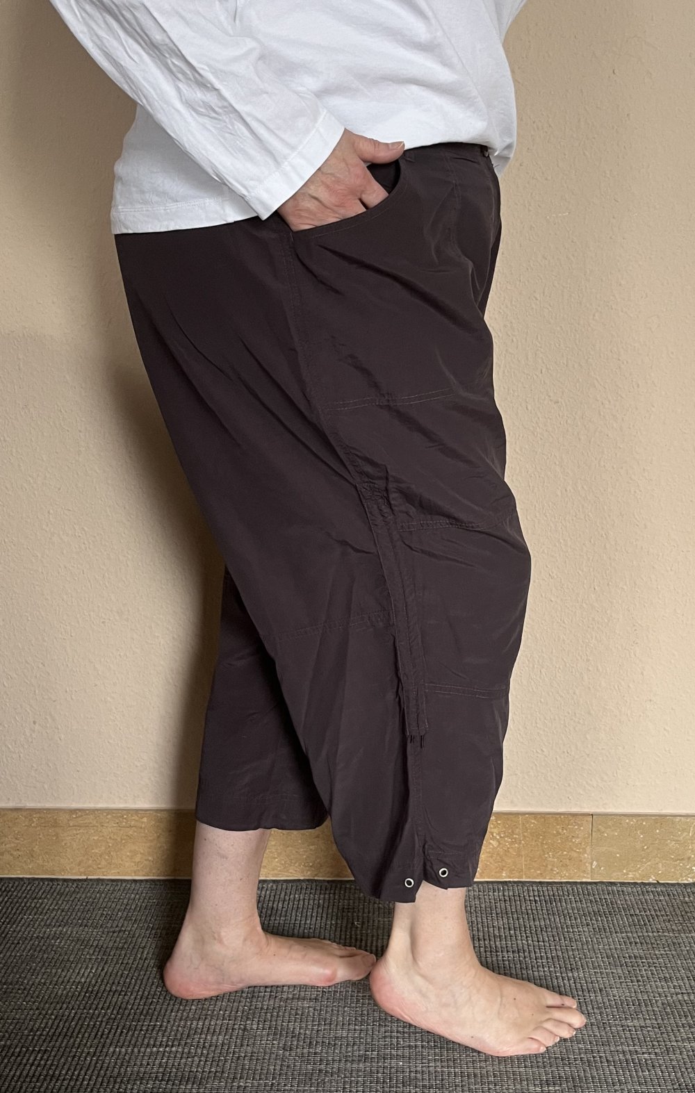 Canda wasserabweisende Nylon Sommer Bermudas Capri Hose Gr.48.