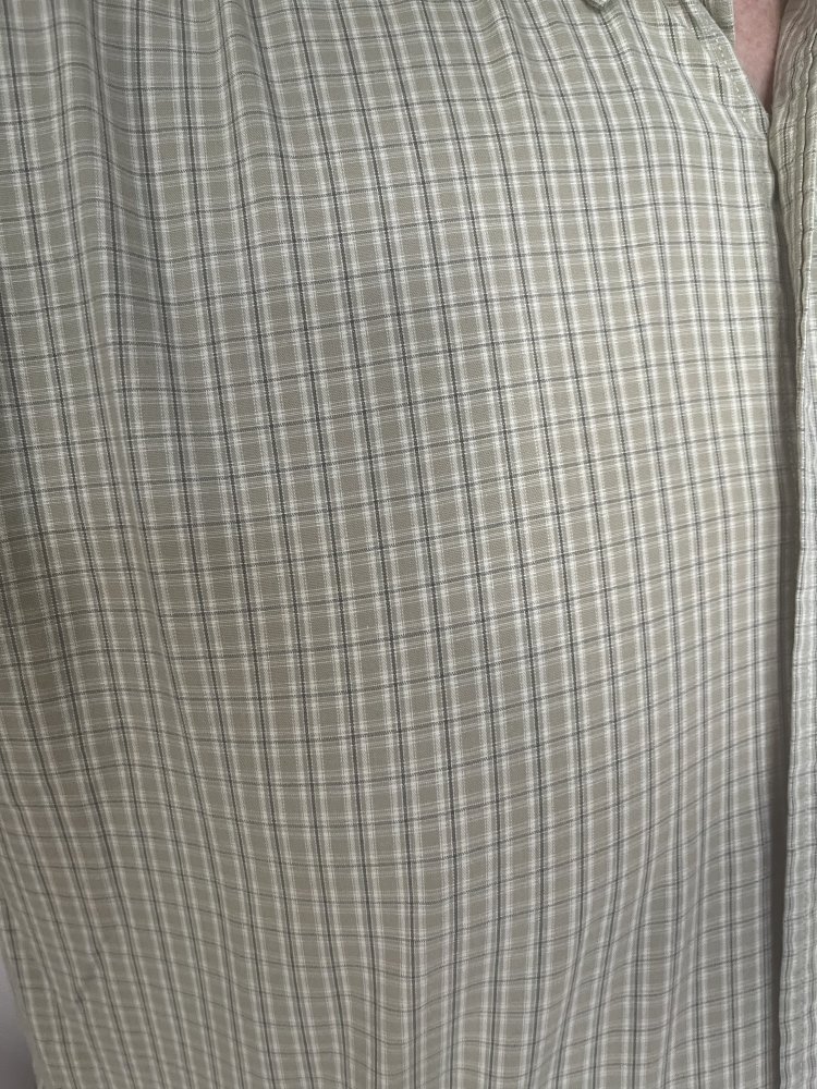 Springfield kurzarm Hemd Gr.M hellgrün dezent klein kariert, mit einer Brusttasche